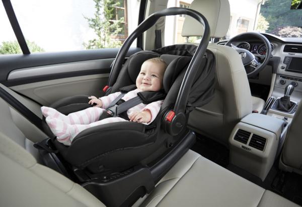 Tại sao nên cần sắm ghế ngồi ô tô cho bé? Bí quyết chọn mua đúng chuẩn?
