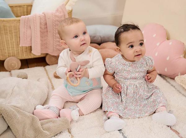 6 bí quyết chọn quần áo sơ sinh cực chuẩn mẹ cần biết